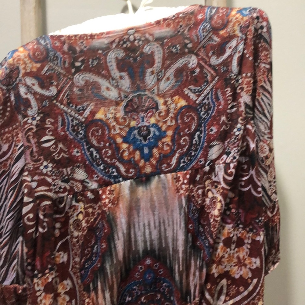 Top - Picture 3 of 3